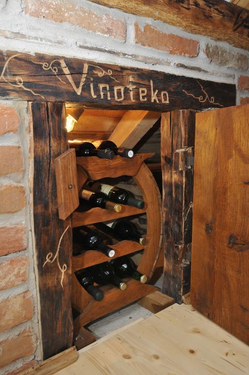 Pensjonat Country House Tunjina Kuca Stara Kapela Pavlovci Zewnętrze zdjęcie