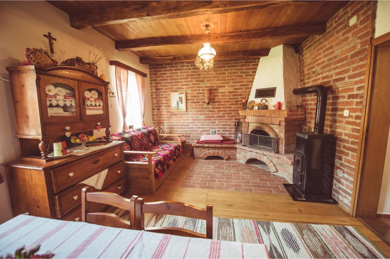 Pensjonat Country House Tunjina Kuca Stara Kapela Pavlovci Zewnętrze zdjęcie